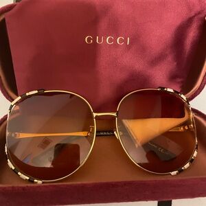 Gucci Women's Sunglasses with Gold Frame and Brown Lenses